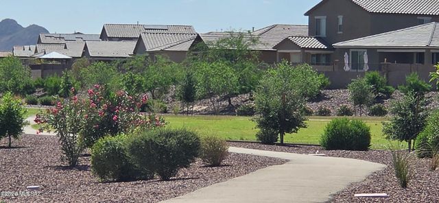 10686 W Whitehall Drive, Marana, AZ 85653