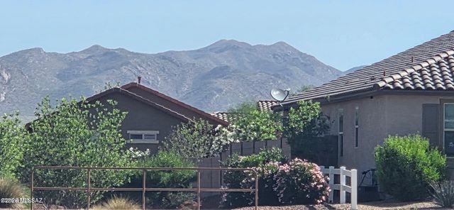 10686 W Whitehall Drive, Marana, AZ 85653