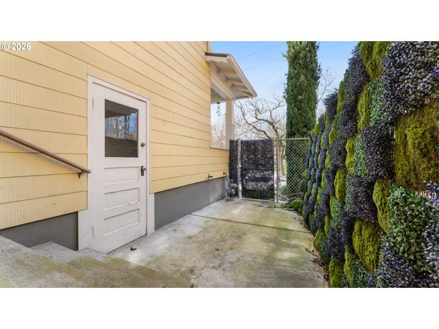 3116 N VANCOUVER Ave, Portland, OR 97227