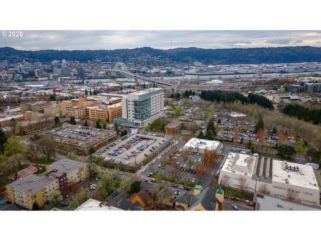 3116 N VANCOUVER Ave, Portland, OR 97227