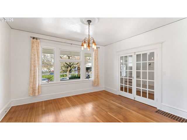 3116 N VANCOUVER Ave, Portland, OR 97227