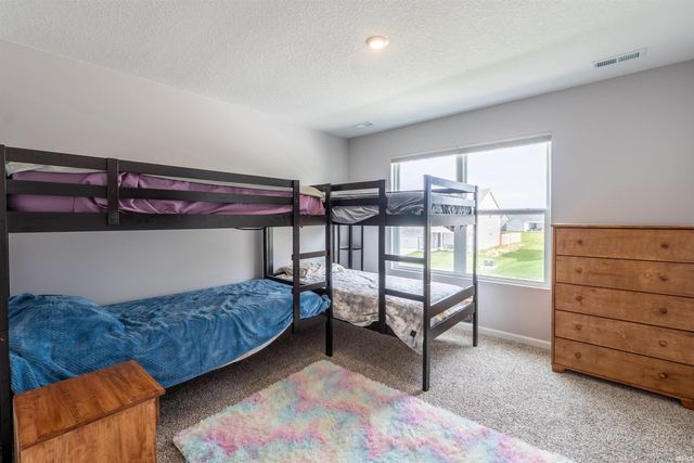 11174 Traders Trace Way, Fort Wayne, IN 46835