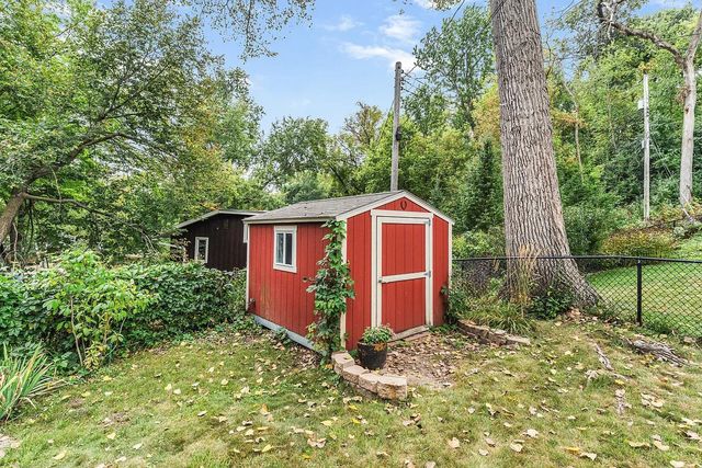 2212 Mary Hills Drive, Golden Valley, MN 55422