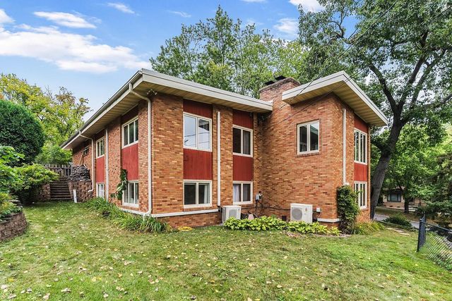 2212 Mary Hills Drive, Golden Valley, MN 55422