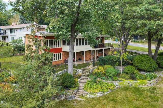 2212 Mary Hills Drive, Golden Valley, MN 55422