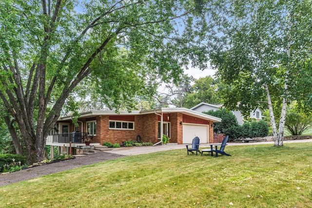 2212 Mary Hills Drive, Golden Valley, MN 55422