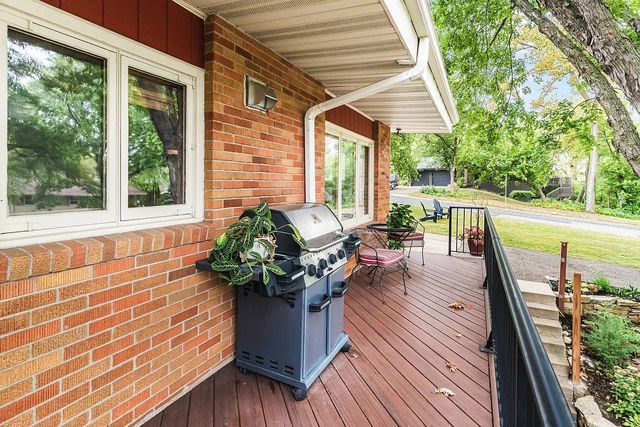 2212 Mary Hills Drive, Golden Valley, MN 55422