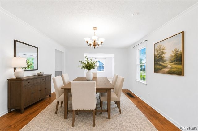 180 Royal Parkway West, Amherst, NY 14221