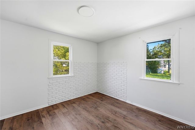 180 Royal Parkway West, Amherst, NY 14221