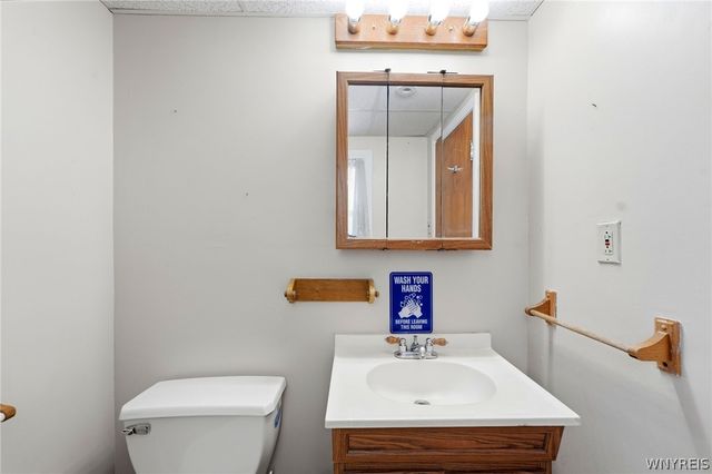 180 Royal Parkway West, Amherst, NY 14221