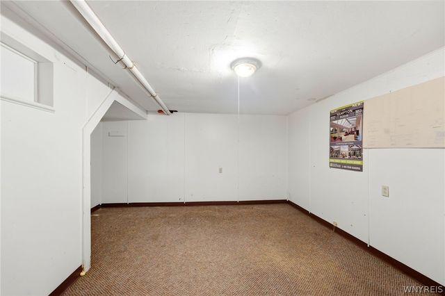 180 Royal Parkway West, Amherst, NY 14221