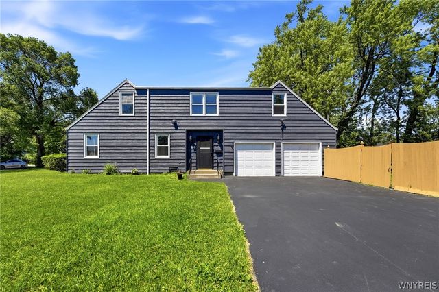 180 Royal Parkway West, Amherst, NY 14221