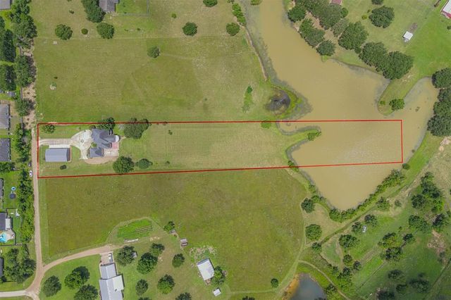 2058 Sally Gail Lane, Sealy, TX 77474