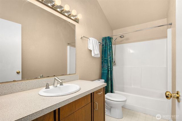 17304 143rd Place NE, Woodinville, WA 98072