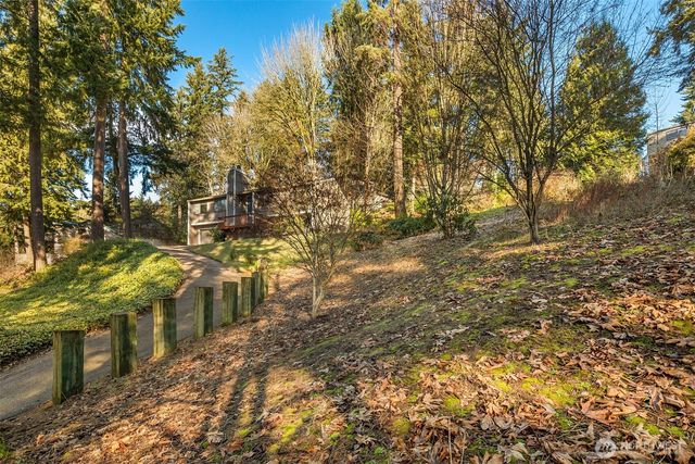 17304 143rd Place NE, Woodinville, WA 98072