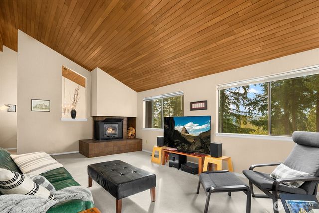 17304 143rd Place NE, Woodinville, WA 98072