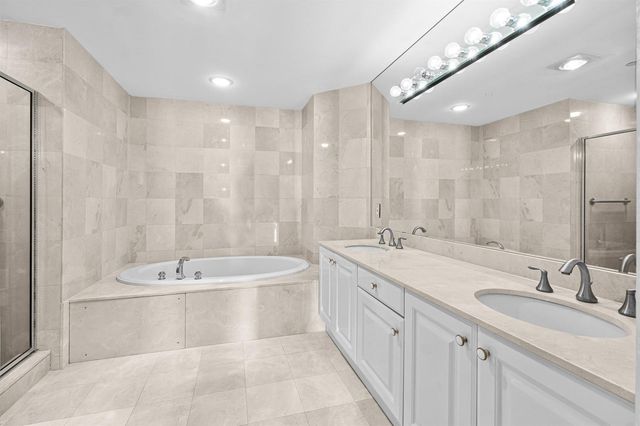 800 Ocean Drive 204, Juno Beach, FL 33408