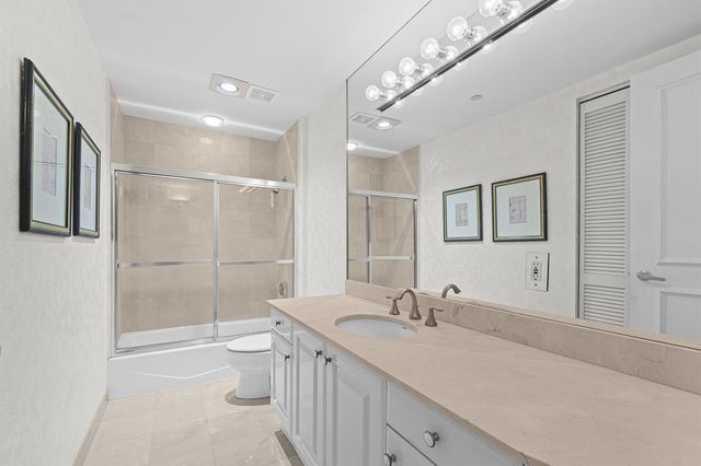 800 Ocean Drive 204, Juno Beach, FL 33408