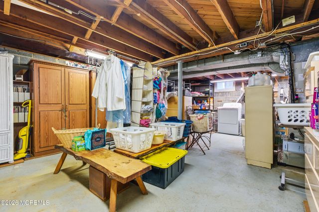 274 Michael Avenue, Oakhurst, NJ 07755