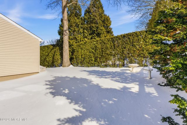 274 Michael Avenue, Oakhurst, NJ 07755