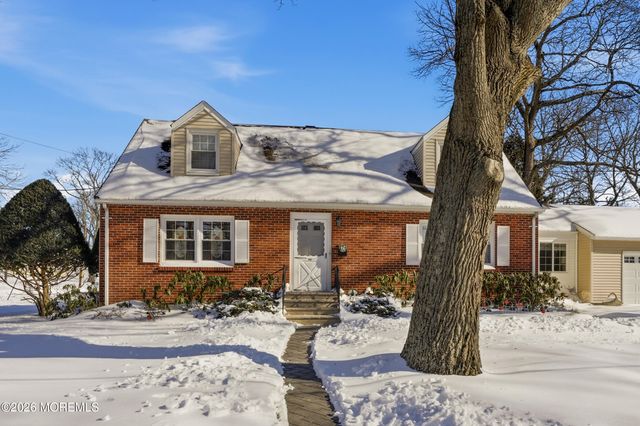 274 Michael Avenue, Oakhurst, NJ 07755