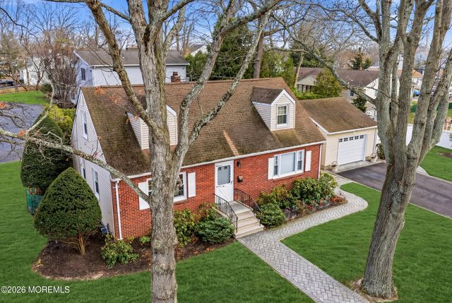 274 Michael Avenue, Oakhurst, NJ 07755