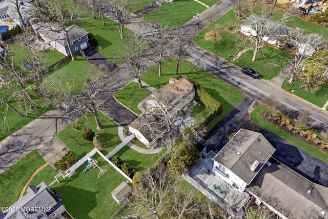 274 Michael Avenue, Oakhurst, NJ 07755