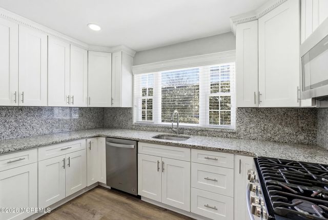 274 Michael Avenue, Oakhurst, NJ 07755