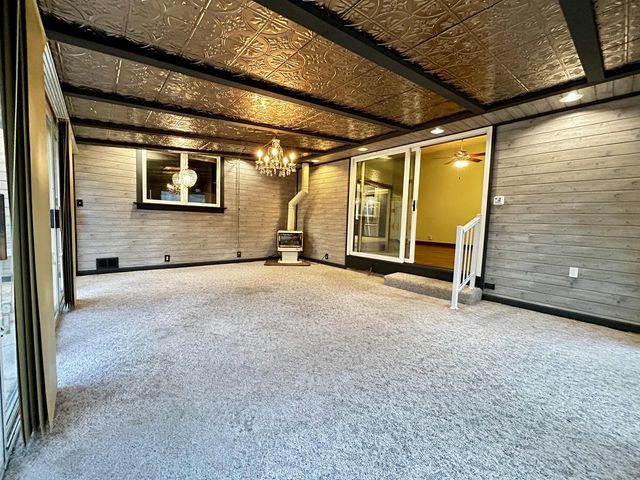 7850 Scenic View DRIVE, Waterford, WI 53185