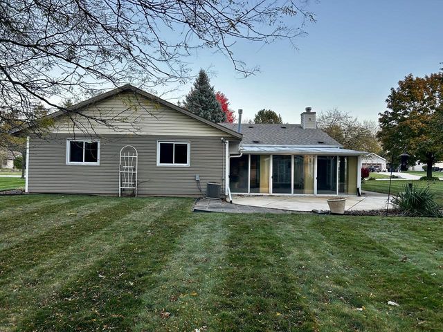 7850 Scenic View DRIVE, Waterford, WI 53185