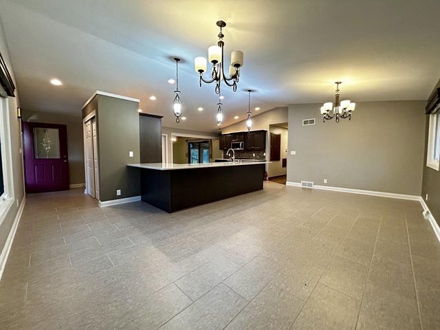 7850 Scenic View DRIVE, Waterford, WI 53185