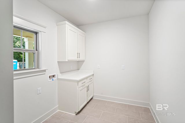 9291 Parker Lane, Daphne, AL 36526