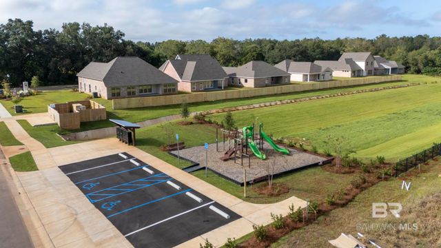 9291 Parker Lane, Daphne, AL 36526