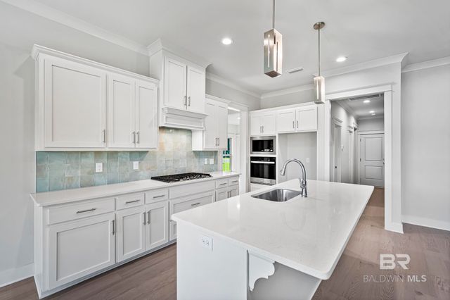 9291 Parker Lane, Daphne, AL 36526