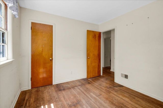 27 Brierwood Lane, Burlington, VT 05408