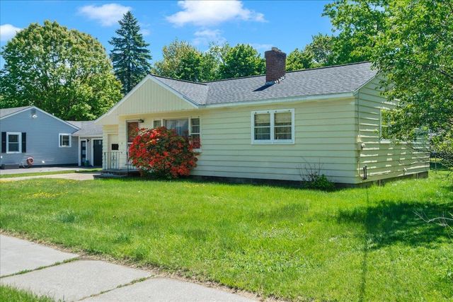 27 Brierwood Lane, Burlington, VT 05408