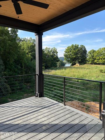 579 Carroll Creek Road, Johnson City, TN 37601
