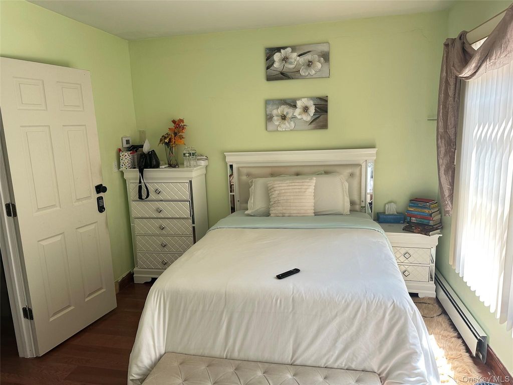 115-04 180th Street, Addisleigh Park, NY 11434 — photo 4