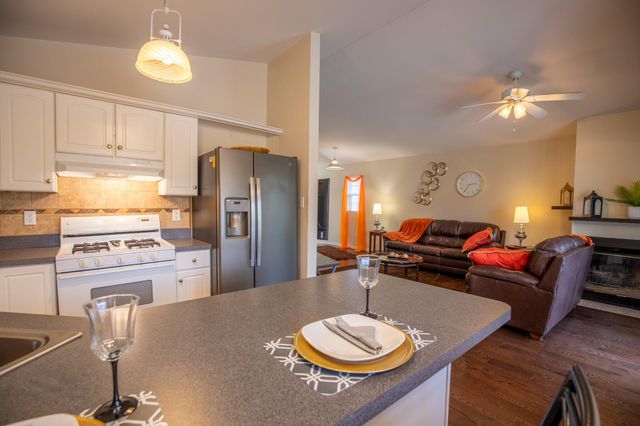 1045 N Shelby Street, Gary, IN 46403