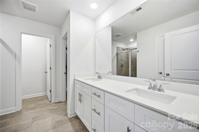 1420 Wildflower Street, Newton, NC 28658