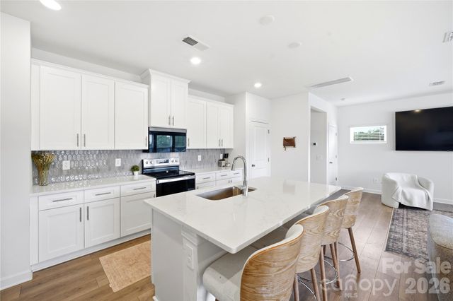 1420 Wildflower Street, Newton, NC 28658