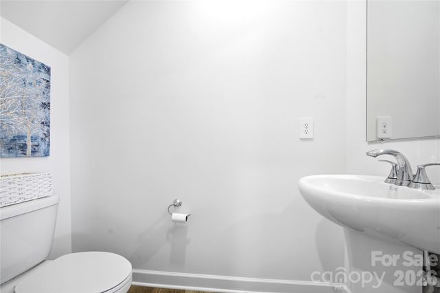 1420 Wildflower Street, Newton, NC 28658