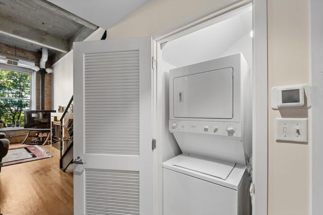 2000 S Michigan Avenue 304, Chicago, IL 60616