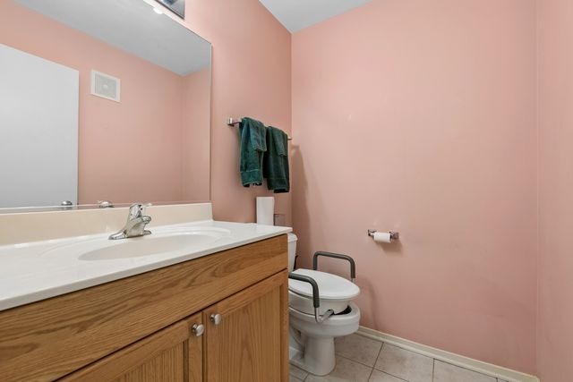 2000 S Michigan Avenue 304, Chicago, IL 60616