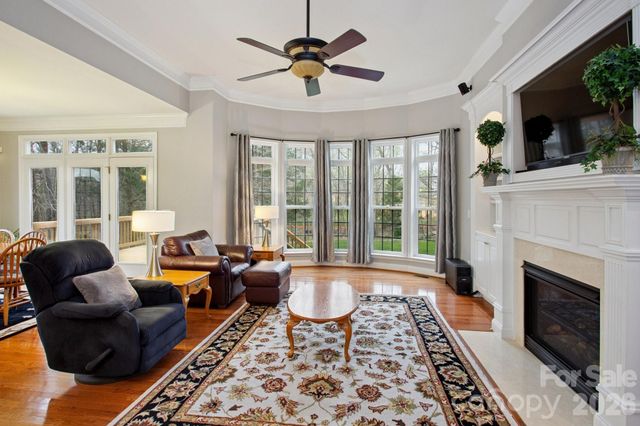 9018 Kensington Forest Drive, Harrisburg, NC 28075