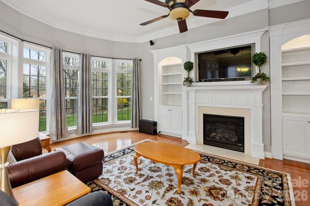 9018 Kensington Forest Drive, Harrisburg, NC 28075