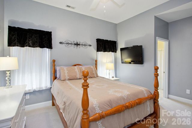 9018 Kensington Forest Drive, Harrisburg, NC 28075