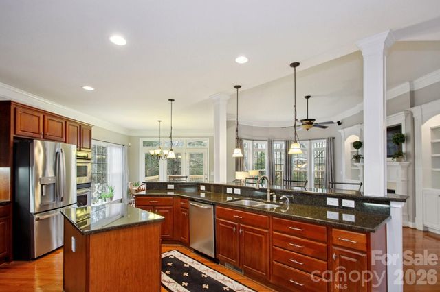 9018 Kensington Forest Drive, Harrisburg, NC 28075