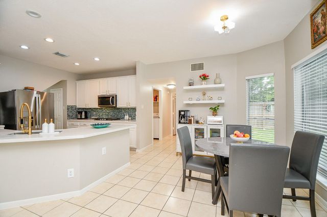 3151 Mossy Elm Court, Houston, TX 77059