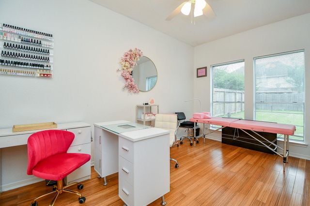 3151 Mossy Elm Court, Houston, TX 77059